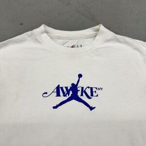 Jordan Awake NY Shirt Mens Medium White Jumpman Graphic Tee Basketball